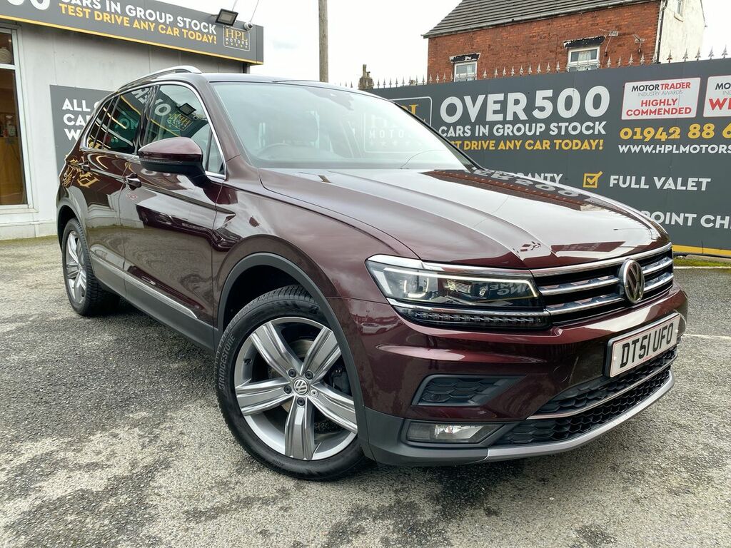 Compare Volkswagen Tiguan Tiguan Sel Tdi 4Motion S-a YH68HRT Red