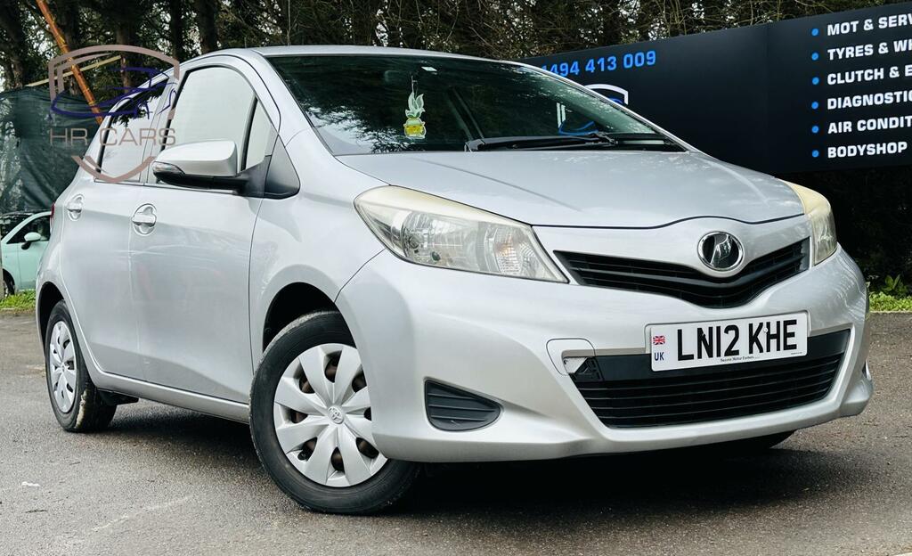 Compare Toyota Yaris 1.3 Active Hatchback 2011 - 2015 LN12KHE Silver