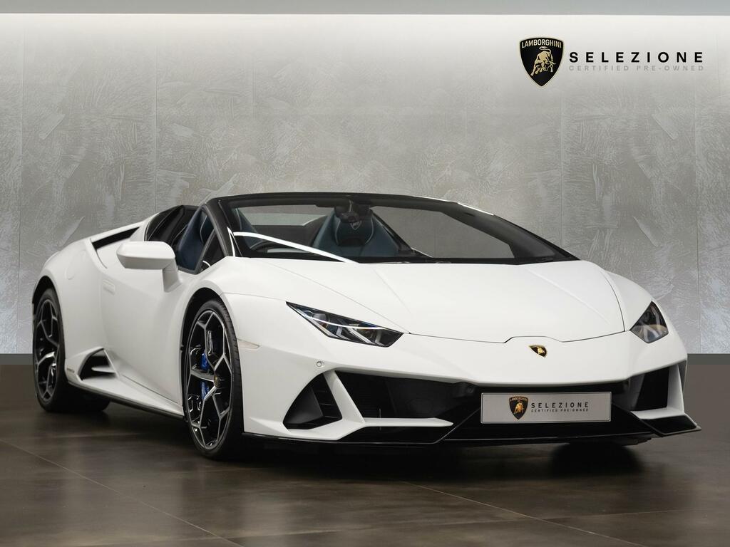 Compare Lamborghini Huracan Sv BX69FWA White