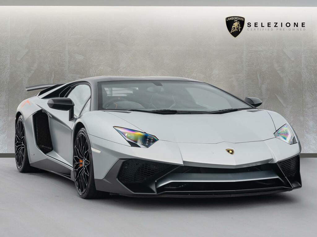 Compare Lamborghini Aventador Sv Lp750  Black