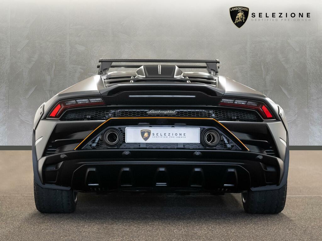 Compare Lamborghini Huracan Sterrato BH23BYE Black