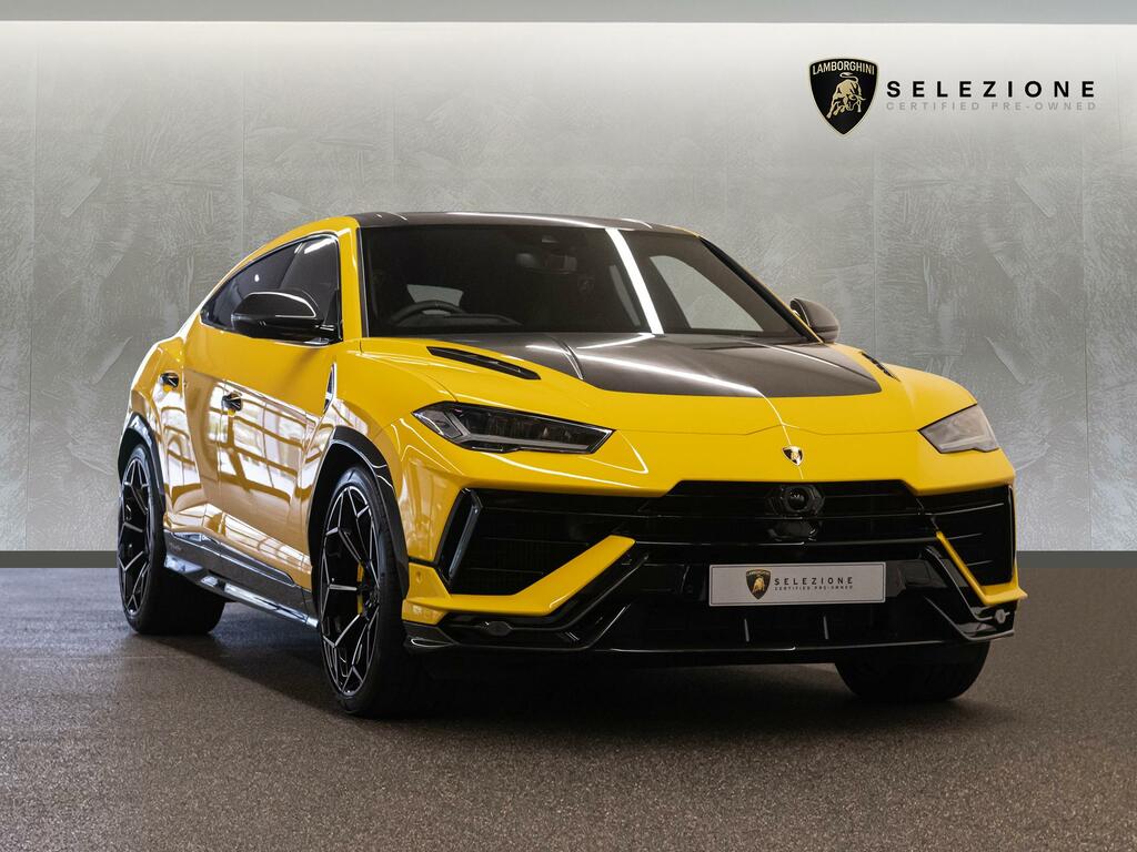 Compare Lamborghini Urus Performante  Black