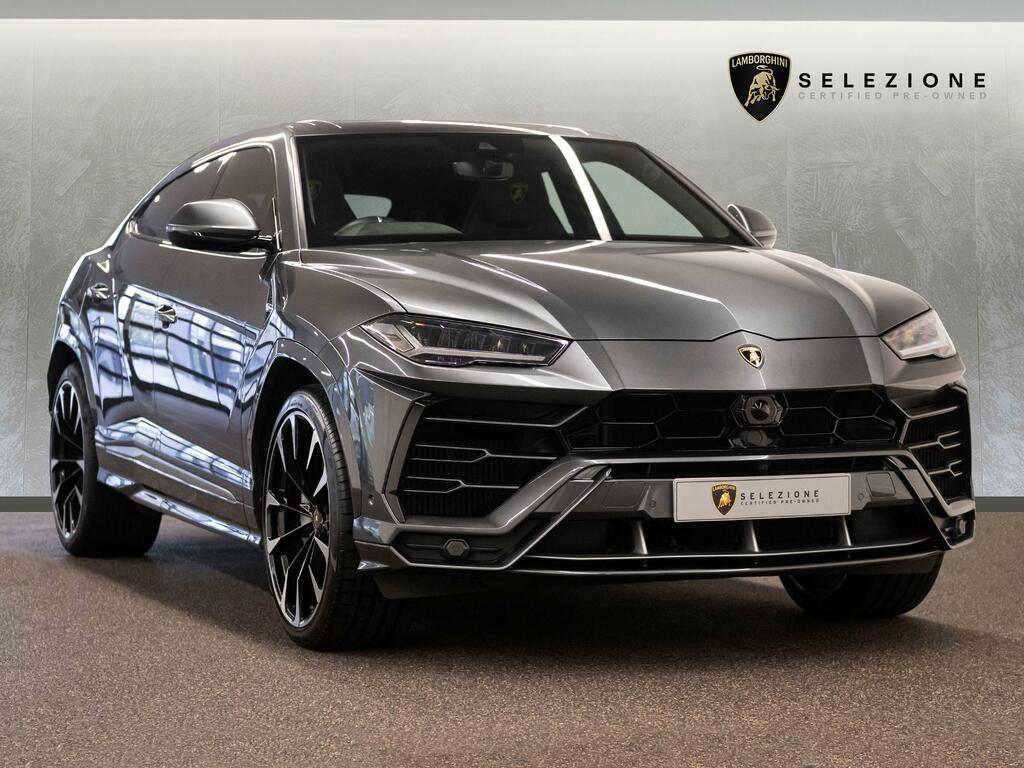 Compare Lamborghini Urus V8  Black
