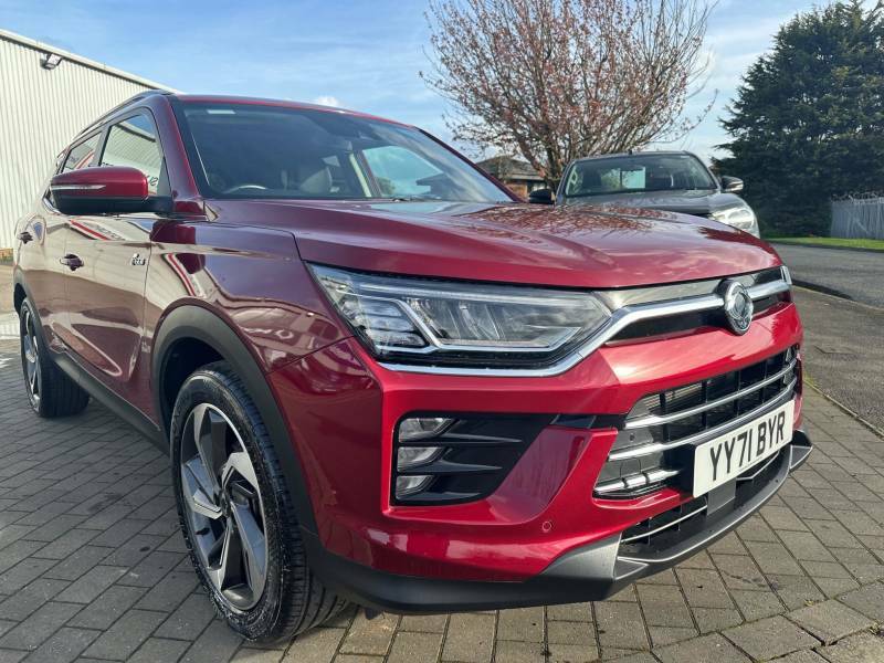 Compare SsangYong Korando 1.5 Ultimate YY71BYR Red