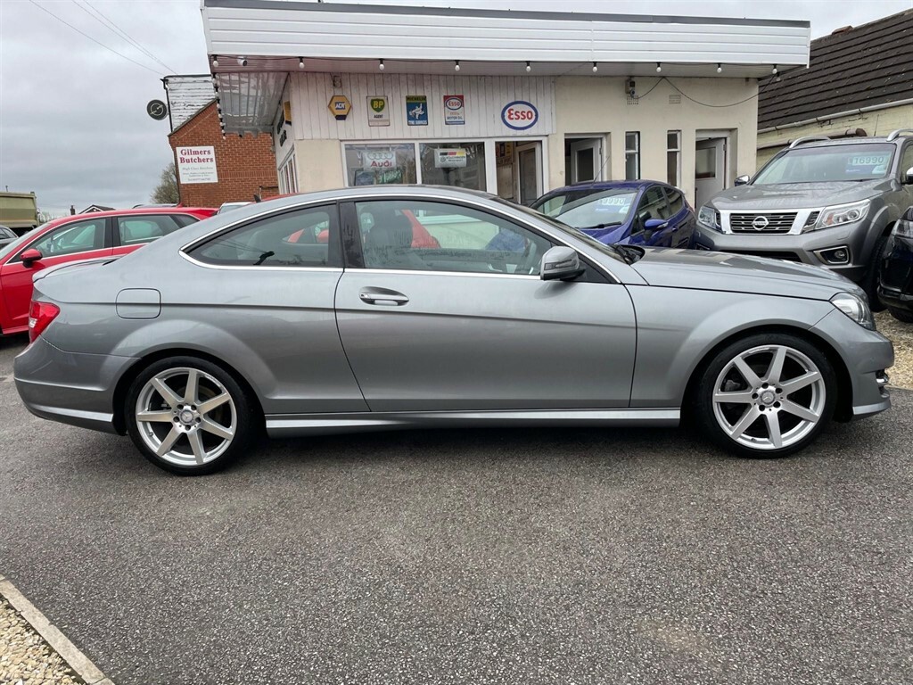 Compare Mercedes-Benz C Class 1.6 Amg Sport Edition G-tronic Euro 6 Ss YH15NLJ Silver