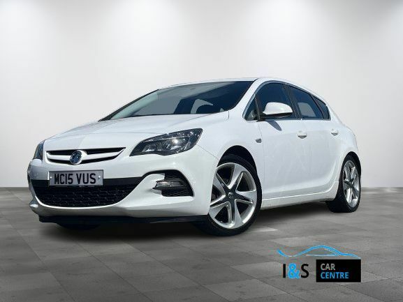 Compare Vauxhall Astra 1.4 Limited Edition 140 Bhp MC15VUS White