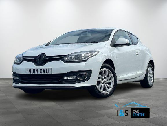 Compare Renault Megane 1.5 Dynamique Tomtom Energy Dci Ss 110 Bhp MJ14OVU White