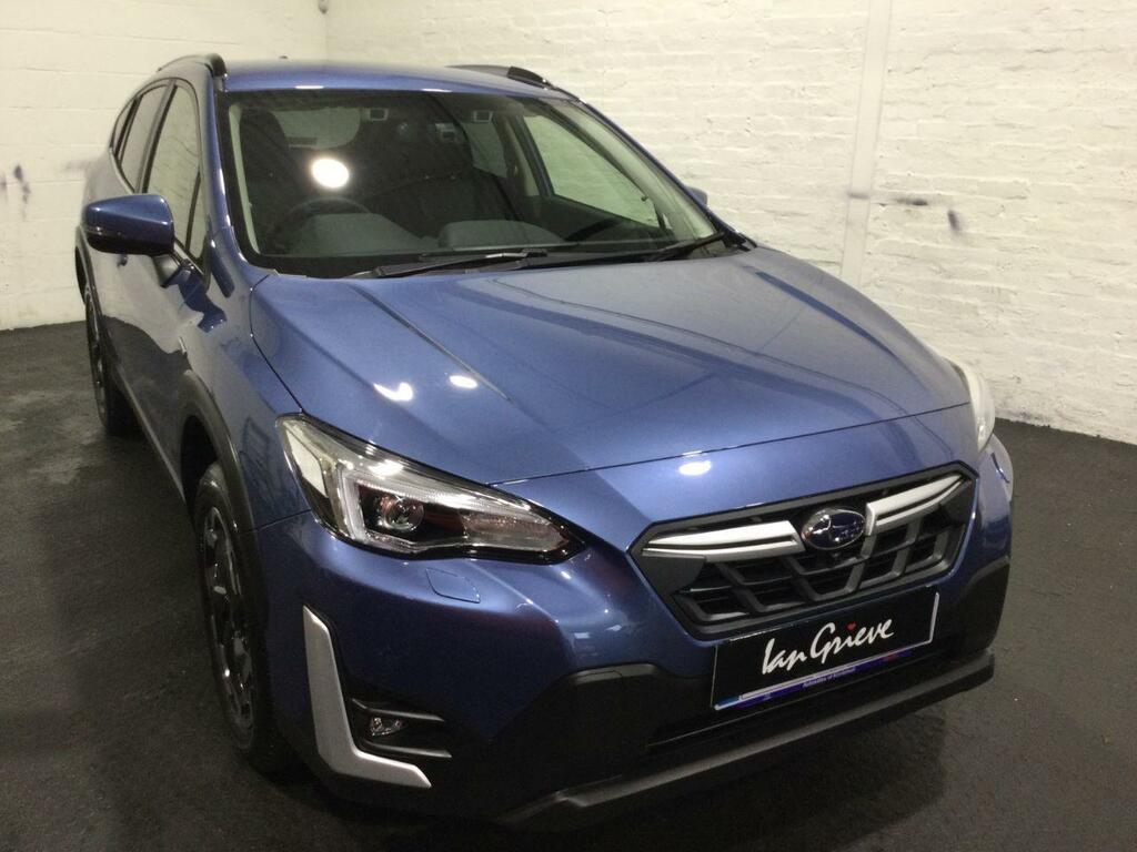 Compare Subaru XV 2.0I E-boxer Se Lineartronic K60MTS Blue