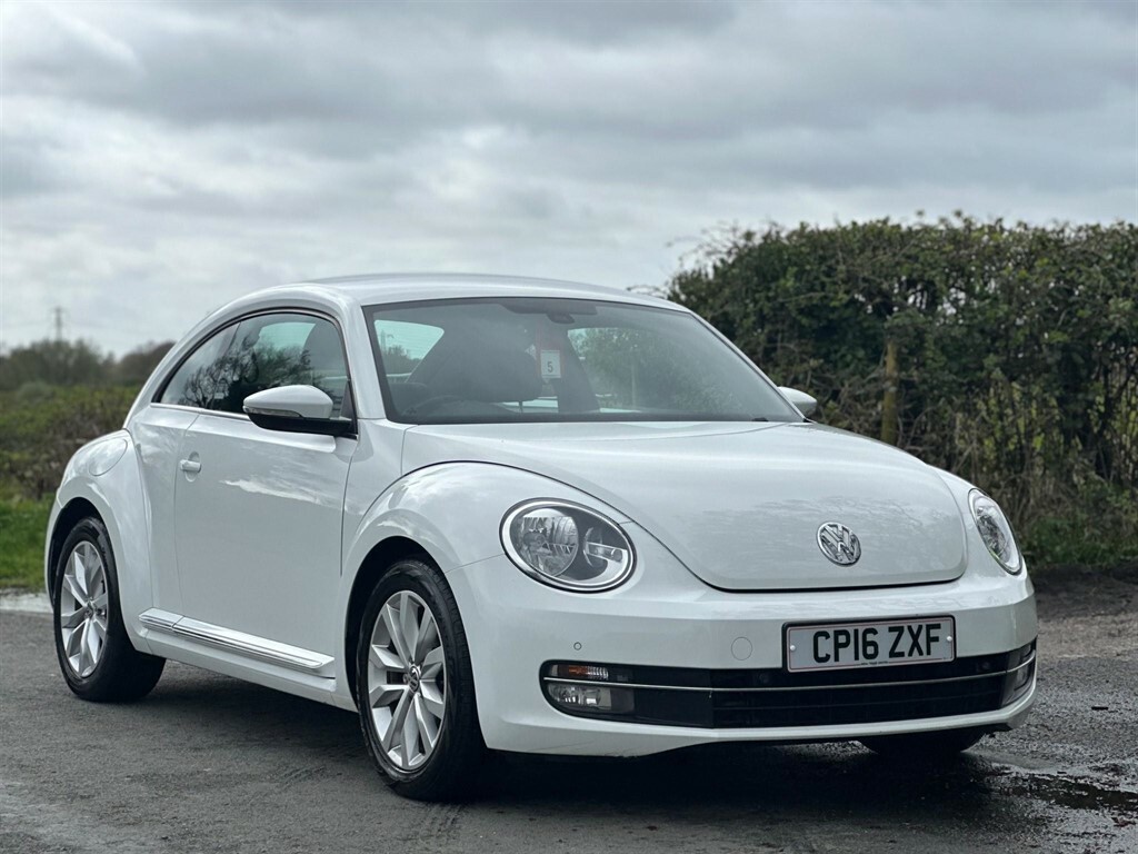 Compare Volkswagen Beetle Design CP16ZXF White