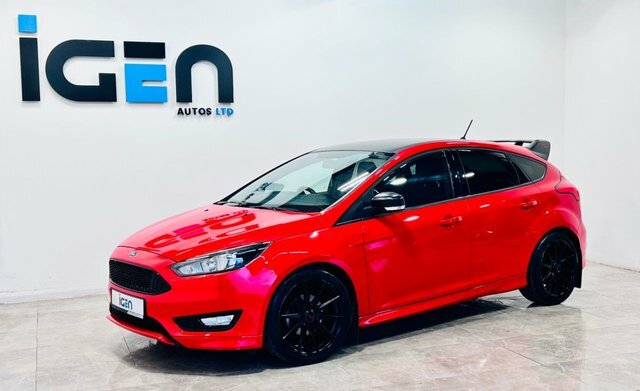 Compare Ford Focus 1.0 St-line 139 Bhp AVI3408 Red