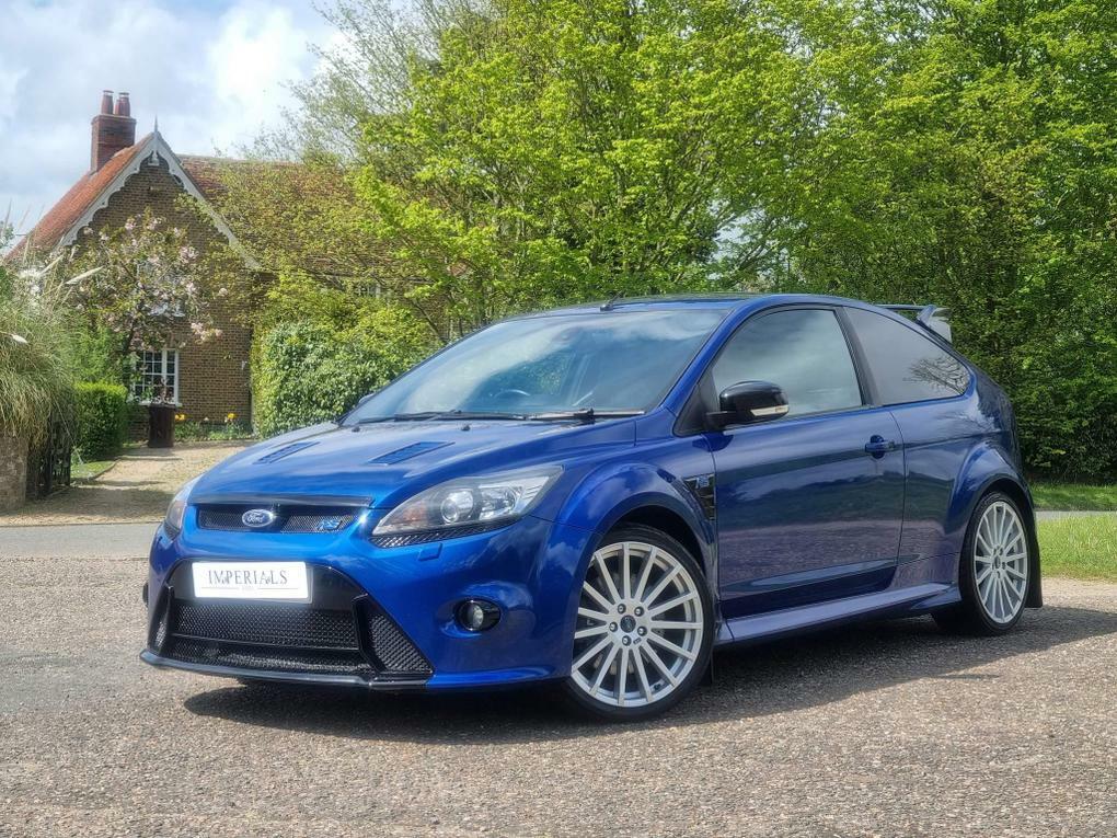 Compare Ford Focus Rs RE09GWC 