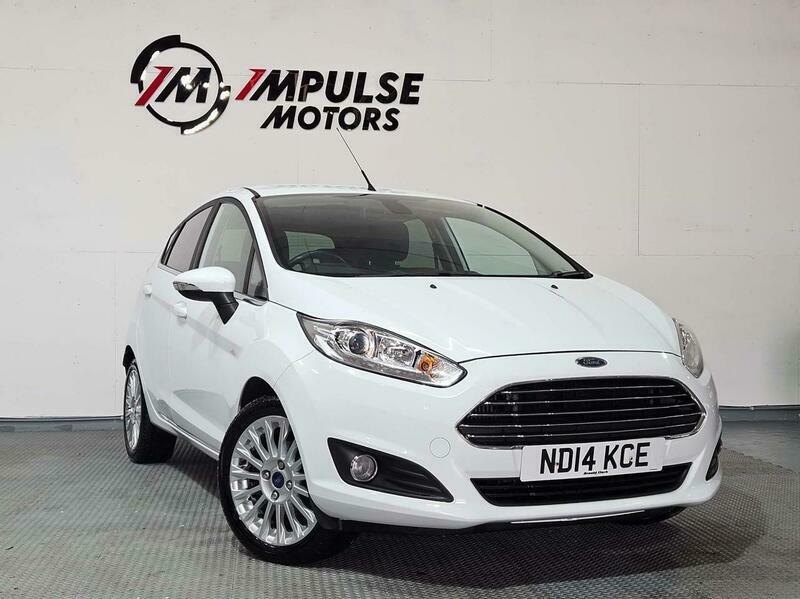 Compare Ford Fiesta Titanium ND14KCE White