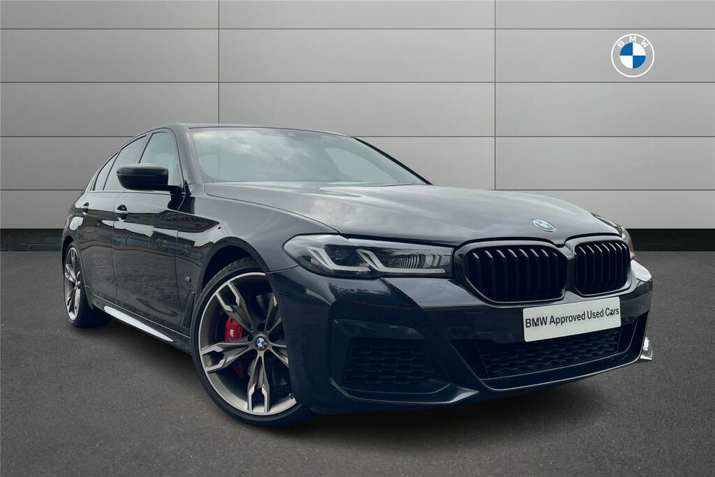 Compare BMW 5 Series M550i Xdrive EO23YSH Black