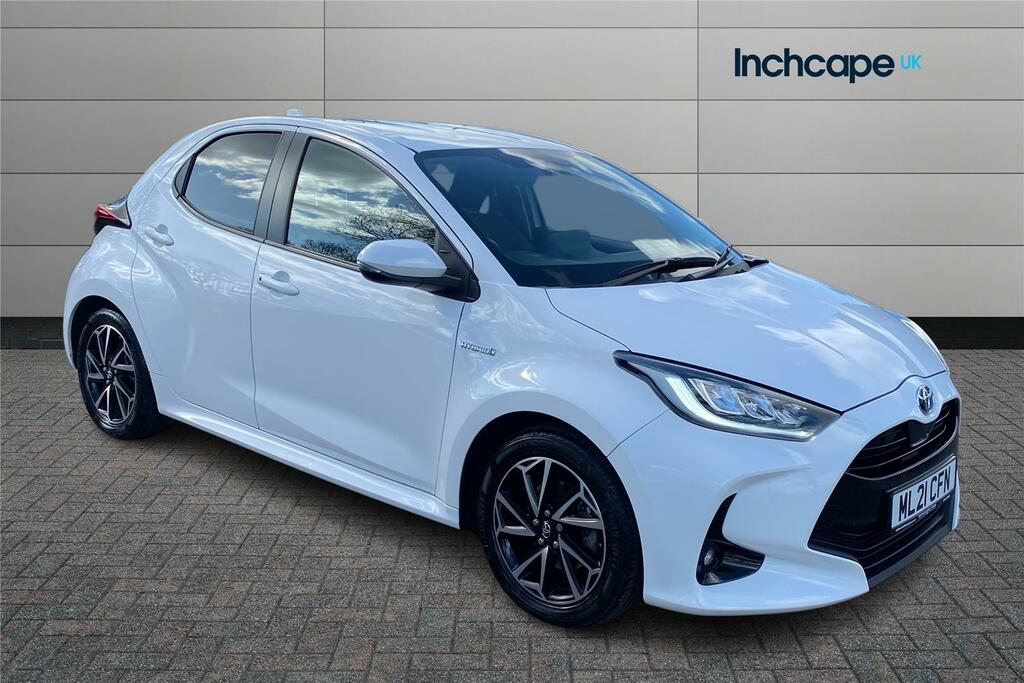 Compare Toyota Yaris 1.5 Hybrid Design Cvt ML21CFN White