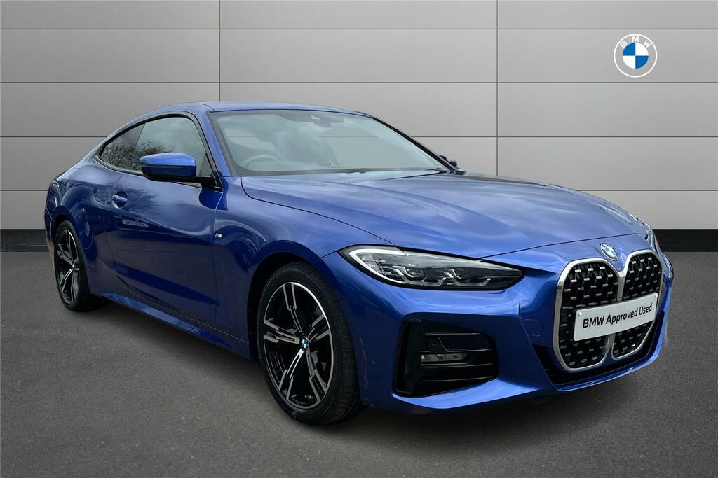 Compare BMW 4 Series 420D Mht M Sport Step AV71OHE Blue