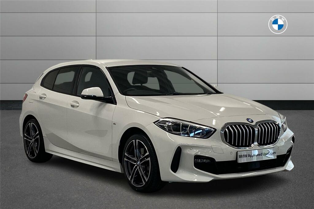 Compare BMW 1 Series 118I M Sport YE70FWM White