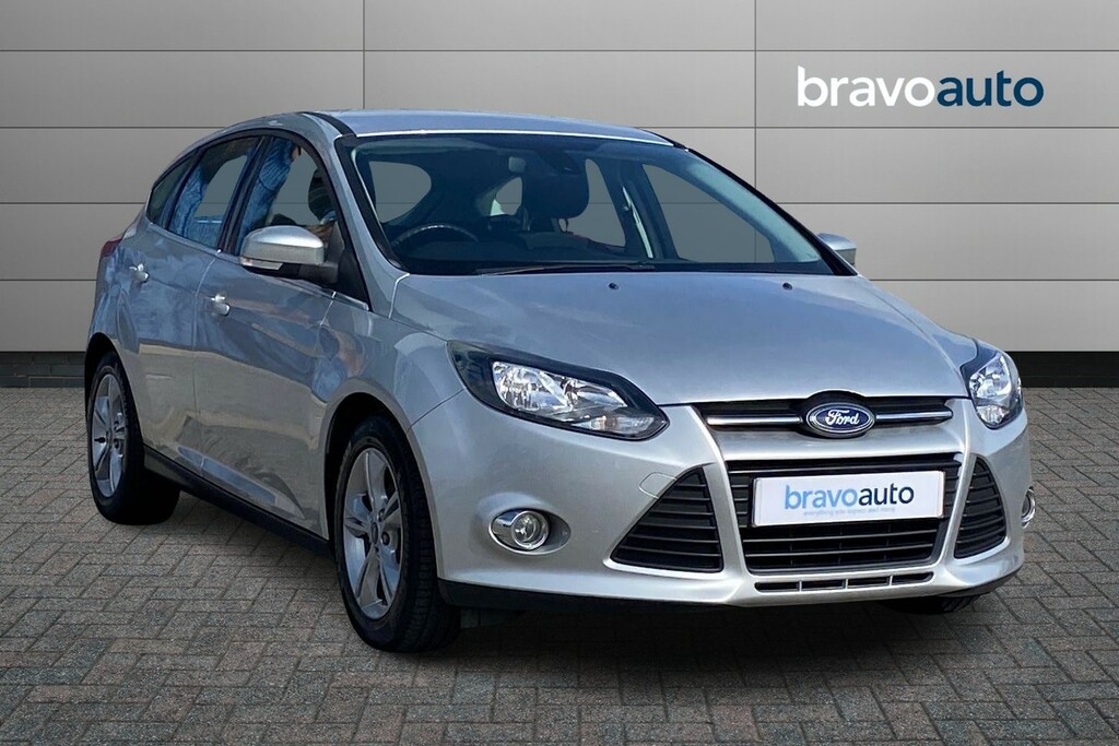 Compare Ford Focus 1.6 Tdci 115 Zetec ND14OHY Silver