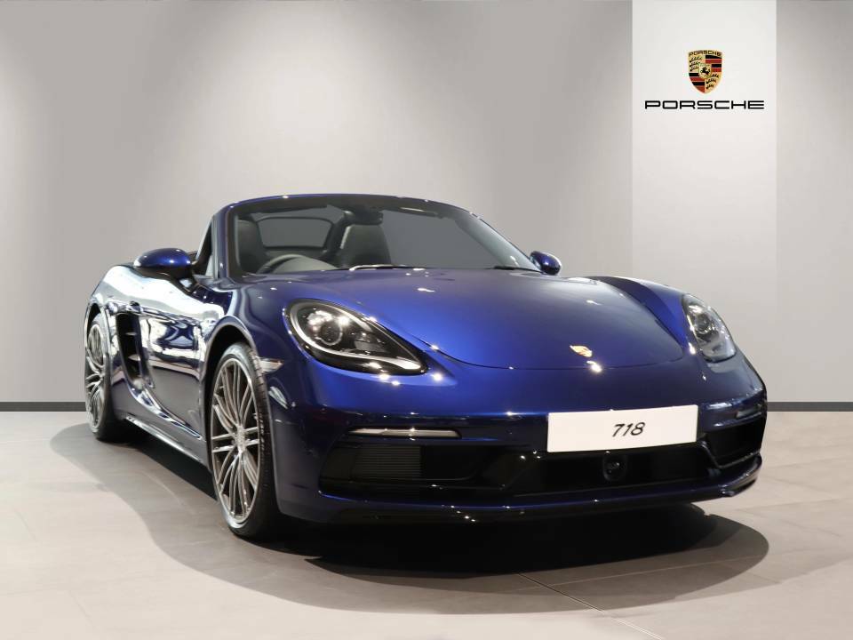 Compare Porsche Boxster 2.5 S Pdk HG73EXR Blue