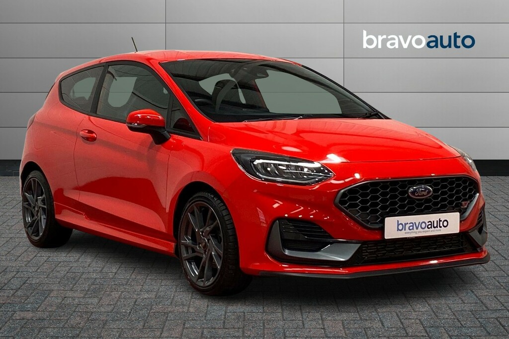 Compare Ford Fiesta 1.5 Ecoboost St-2 Navigation DX72LDF Red