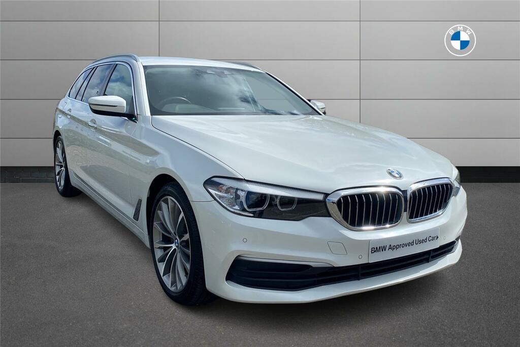 Compare BMW 5 Series 520D Xdrive Se YK68ZFH White
