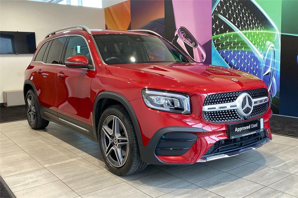 Compare Mercedes-Benz GLB Class 200 Amg Line 7G-tronic DK71LAO Red