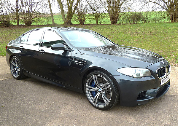 Compare BMW M5 M5 4.4 V8 Dct YH65ODC Grey