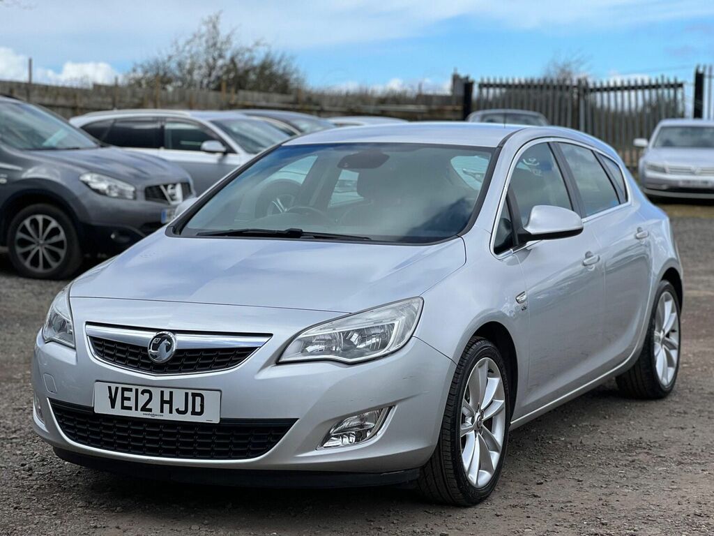 Compare Vauxhall Astra Astra Elite VE12HJD Silver