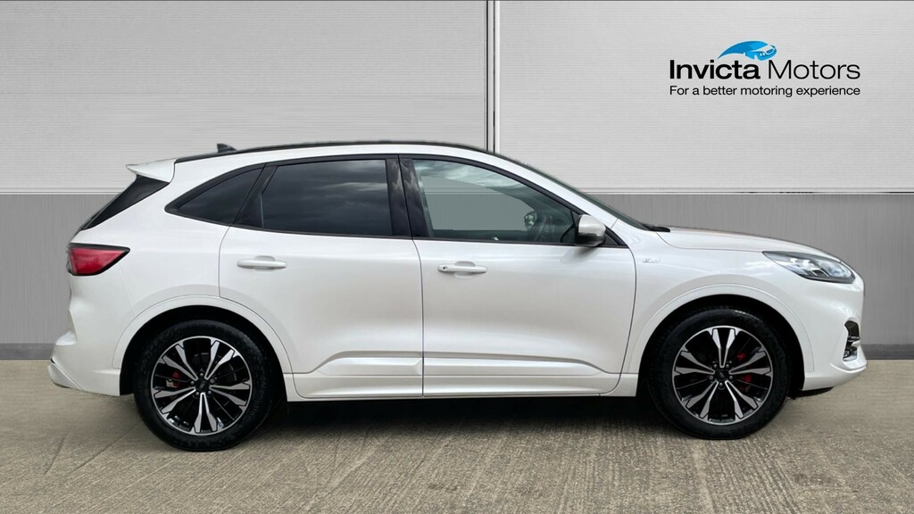 Compare Ford Kuga St-line X Edition YR21RVK White