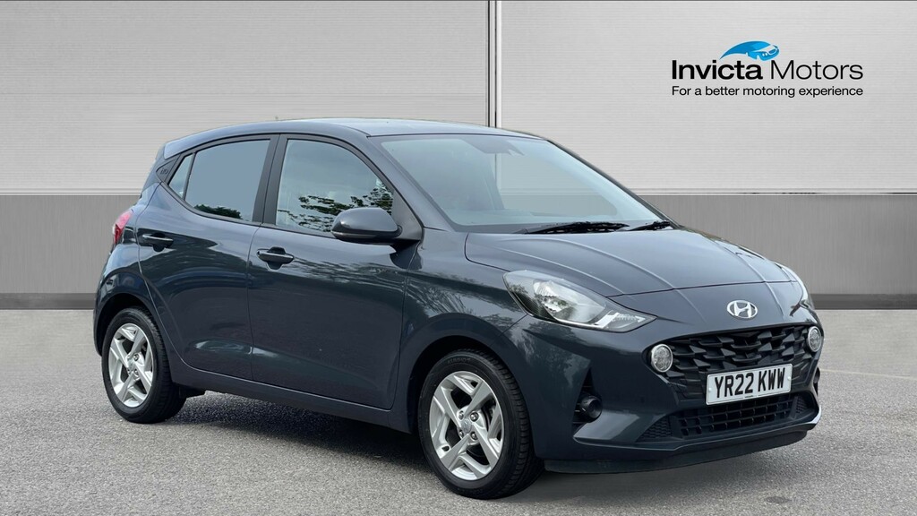 Compare Hyundai I10 Se Connect YR22KWW Grey