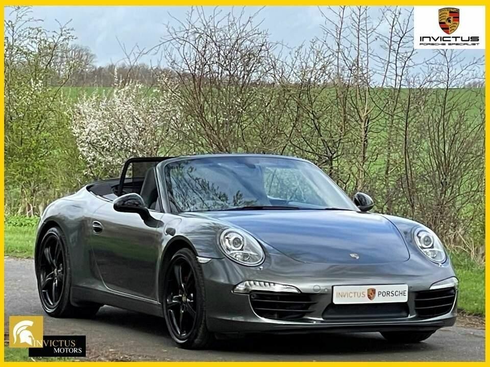 Compare Porsche 911 Convertible MT62ZRY Grey