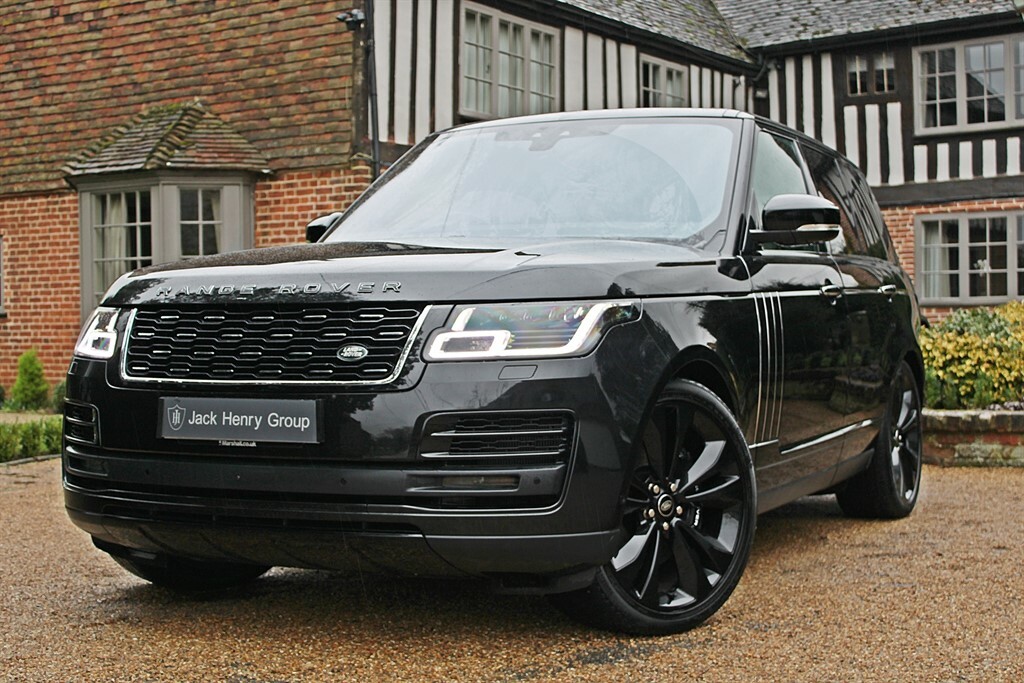 Compare Land Rover Range Rover Dynamic Black AE22RJO Black