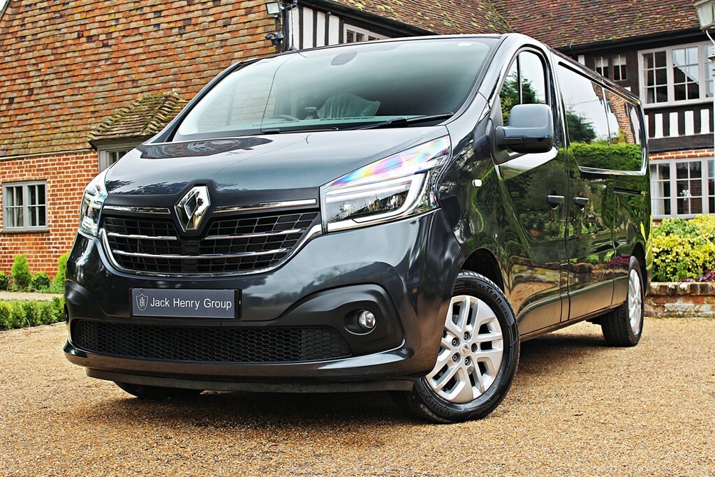 Compare Renault Trafic Ll30 Sport Energy Dci LB71WEX Grey