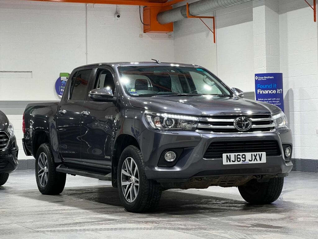 Compare Toyota HILUX Pickup 2.4 D-4d Invincible 4Wd Euro 6 Ss T NJ69JXV Grey