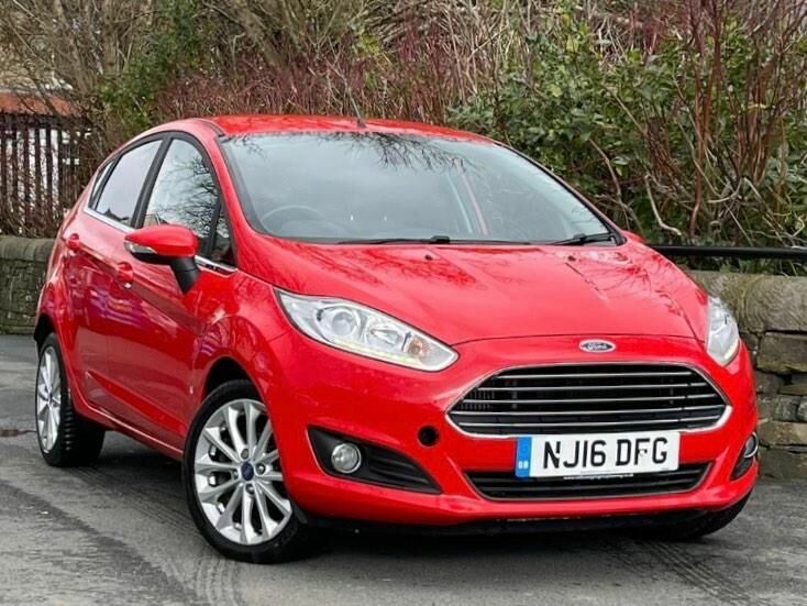 Compare Ford Fiesta Hatchback 1.0T Ecoboost Titanium X Euro 6 Ss NJ16DFG Red
