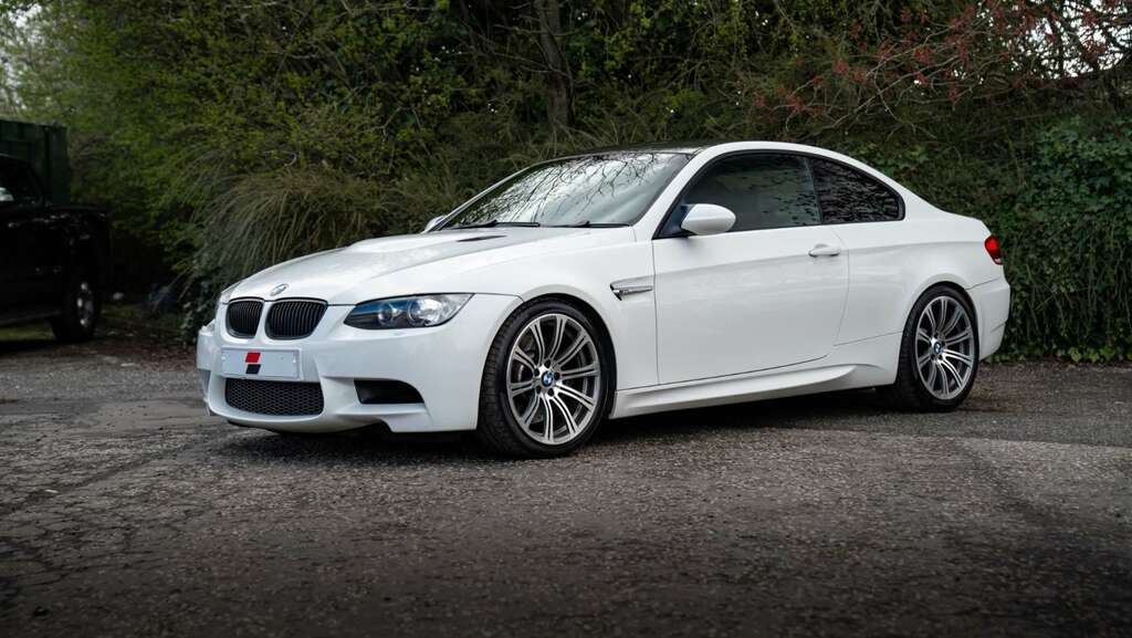 Compare BMW 3 Series 4.0 M3 YC58NKT White