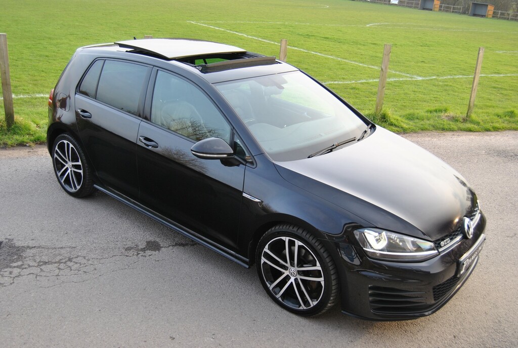 Compare Volkswagen Golf Golf Gtd RF66WPW Black
