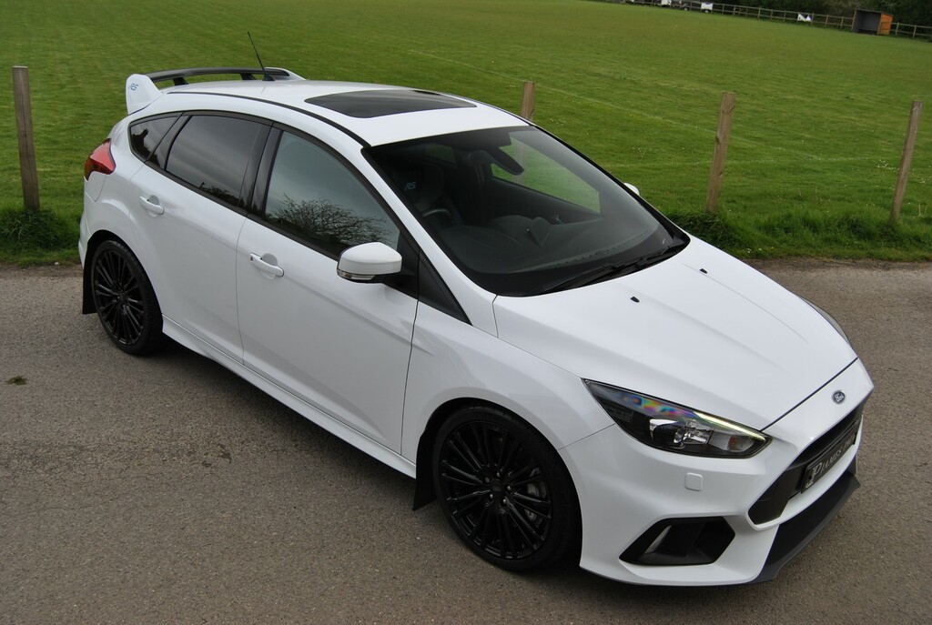 Compare Ford Focus Hatchback TF17RSF White
