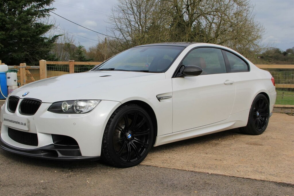 Compare BMW M3 4.0 Iv8 Limited Edition 500 Dct Euro 5 NK02BLK White