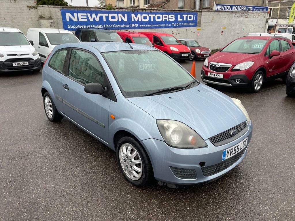Compare Ford Fiesta 1.25 Style Climate YR56LGC Blue