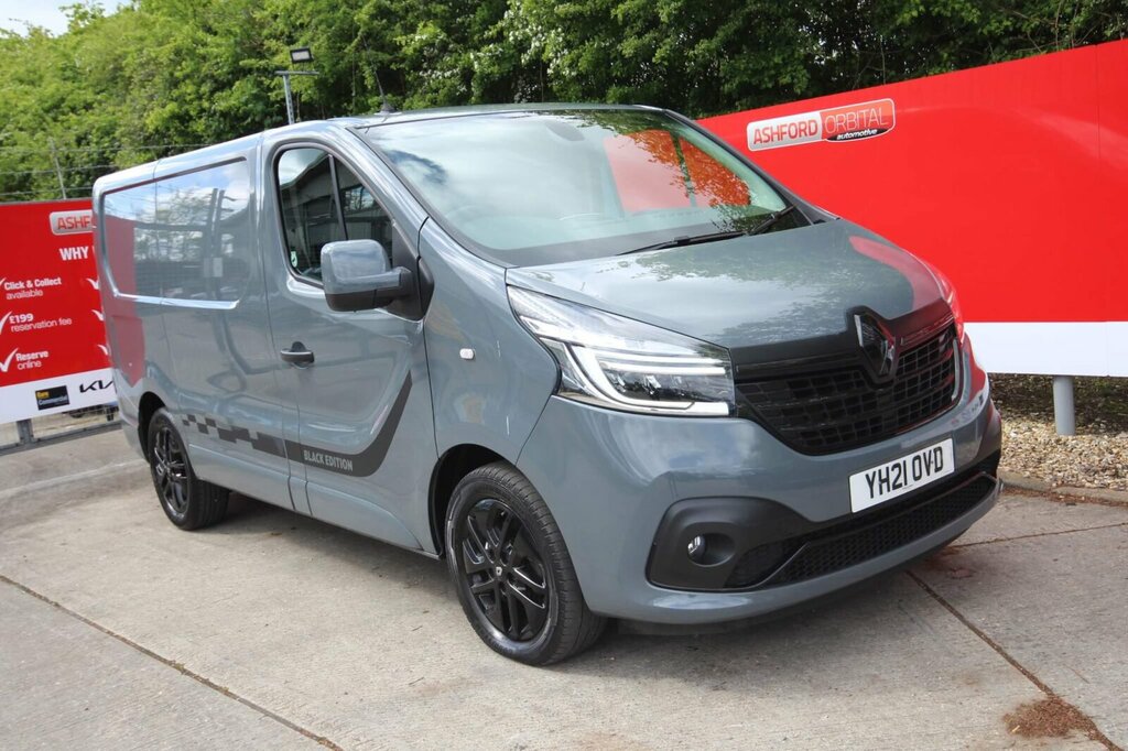 Compare Renault Trafic 2.0 Dci Energy 28 Black Edition Edc Swb Standard R YH21OVD 