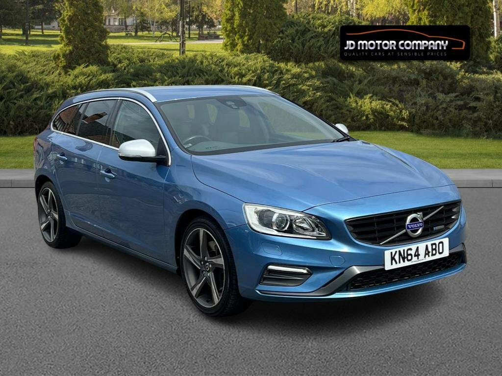 Compare Volvo V60 2.4 R-design Lux Nav D5 215Hp 2015 KN64ABO Blue