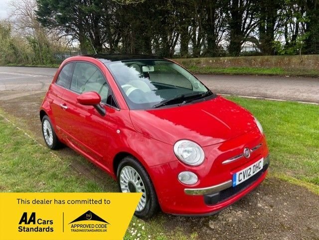 Compare Fiat 500 1.2 Lounge 69 Bhp CV12DHC Red
