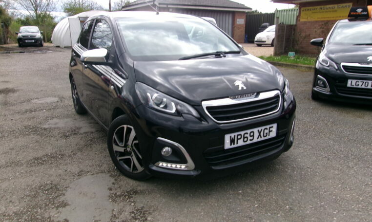 Compare Peugeot 108 1.0 Collection Ss Euro 6 WP69XGF 