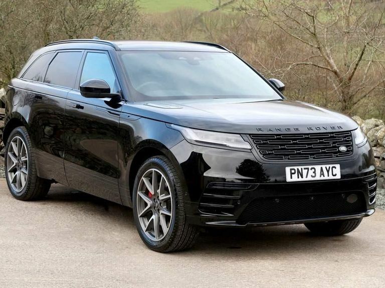 Compare Land Rover Range Rover Velar 2.0 P400e 19.2Kwh Dynamic Hse 4Wd Euro 6 Ss PN73AYC 