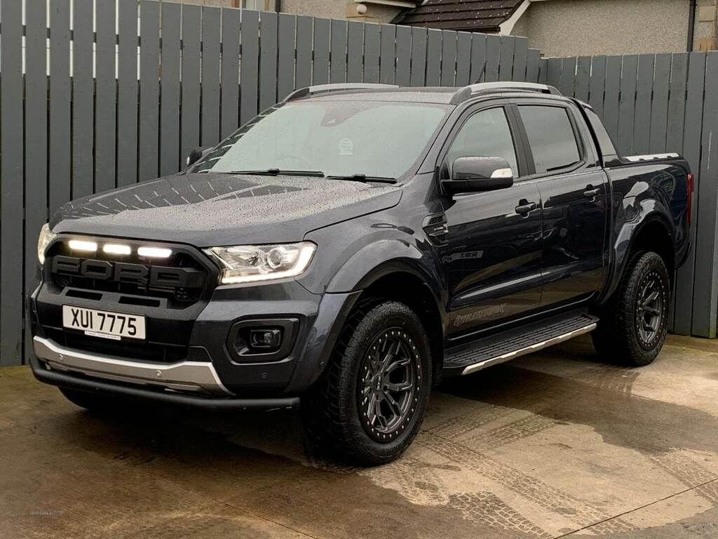Compare Ford Ranger Pick Up Double Cab XUI7775 Grey