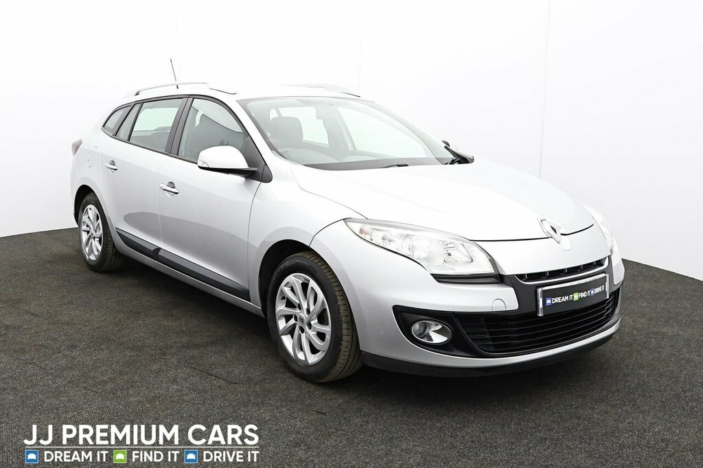 Compare Renault Megane 1.5 Expression Plus Dci 90 Bhp LX63WEH Silver