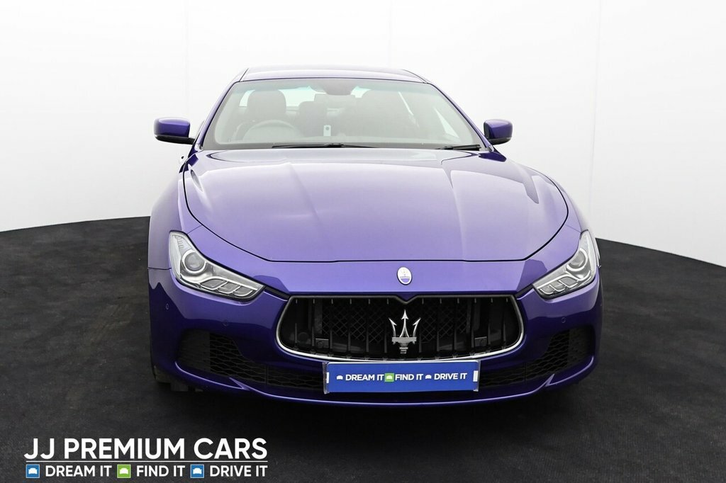 Compare Maserati Ghibli 3.0 Dv6 275 Bhp MT16NGN Blue