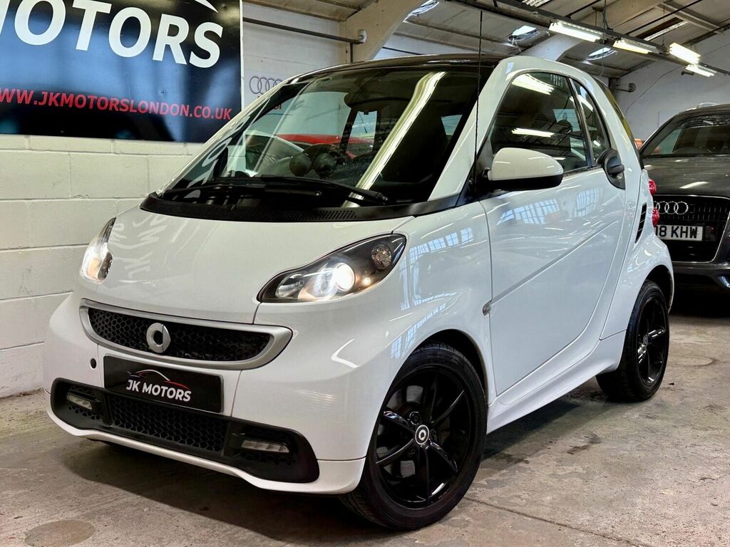 Compare Smart Fortwo Coupe Coupe 1.0 Mhd Grandstyle Softtouch Euro 5 Ss RO14FMZ White