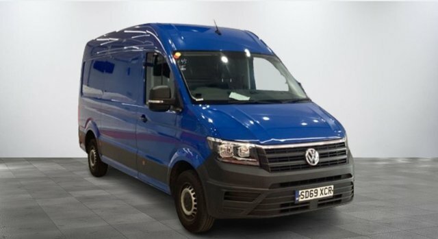 Compare Volkswagen Crafter 2.0 Cr35 Tdi M SD69XCR Blue