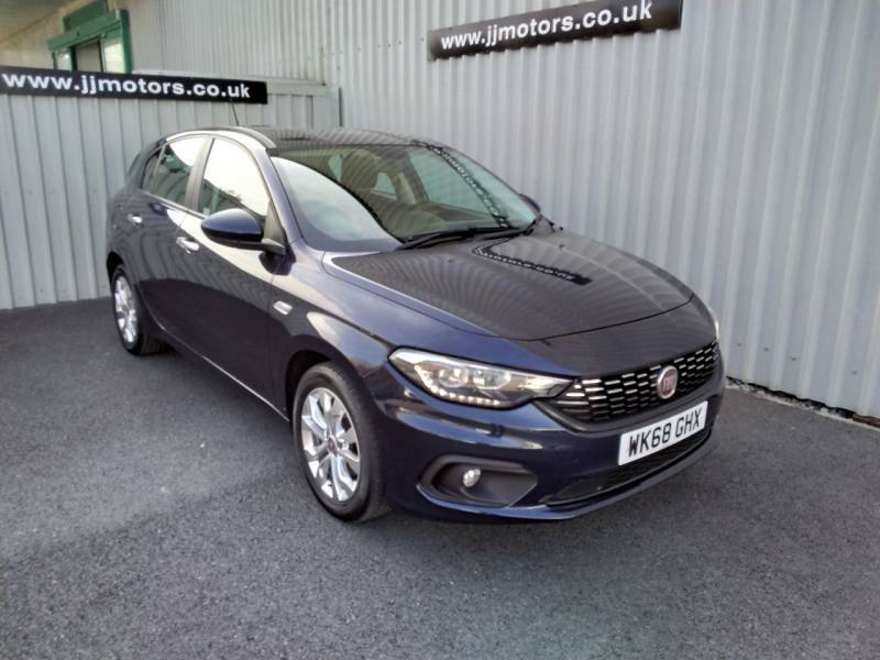 Compare Fiat Tipo Hatchback WK68GHX Blue